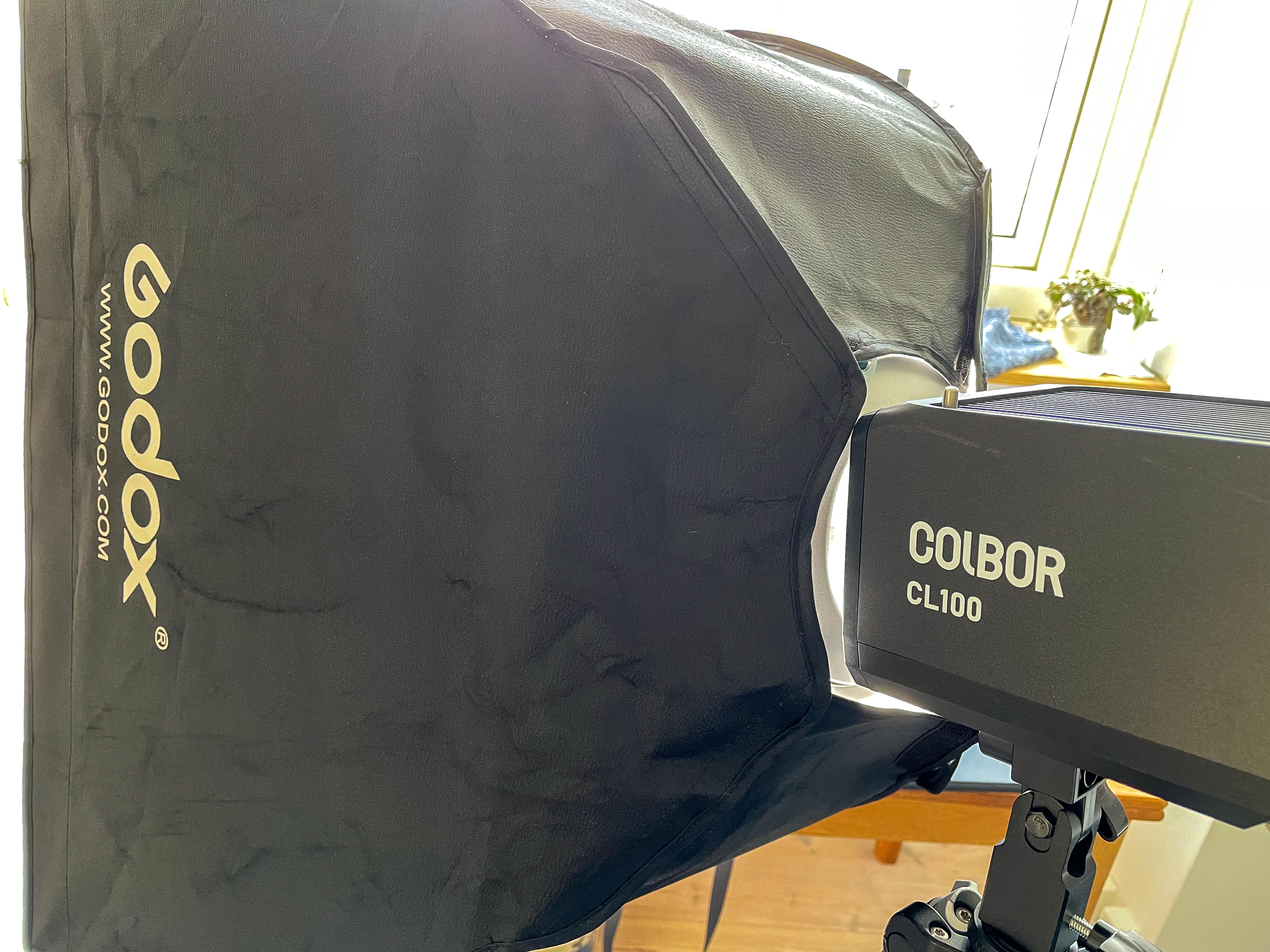 COLBOR CL100 Video light