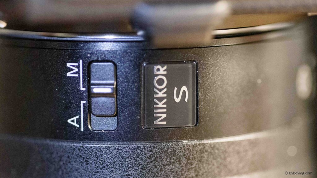 The switch from autofocus to manual focus